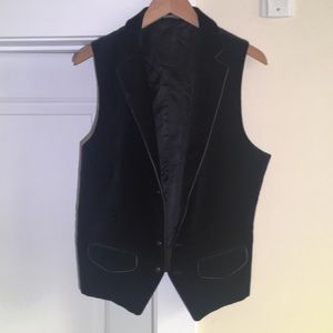 Men’s dress vest